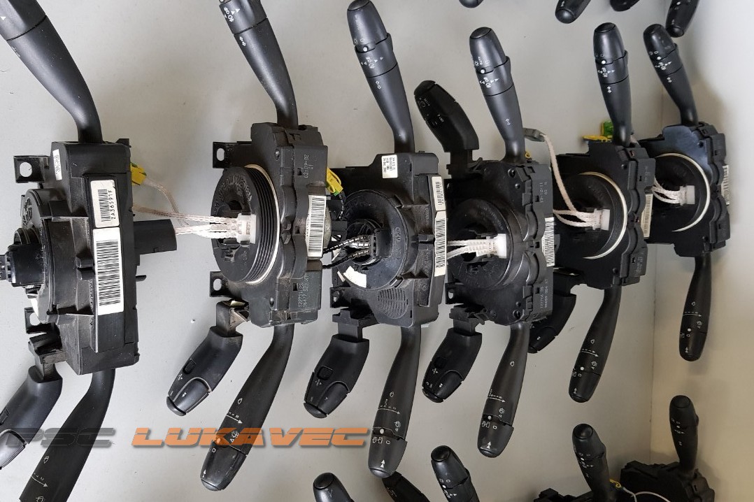 PEUGEOT 307 ZAVOJNICA VOLANA PEUGEOT 307 PREKIDAČI SVJETALA 96542560XT