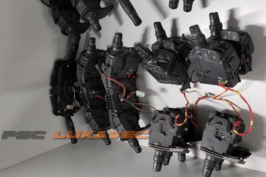 CLIO 3 RUČICA SVJETALA CLIO 3 RUČICA BRISAČA  CLIO 3 ZAVOJNICA VOLANA