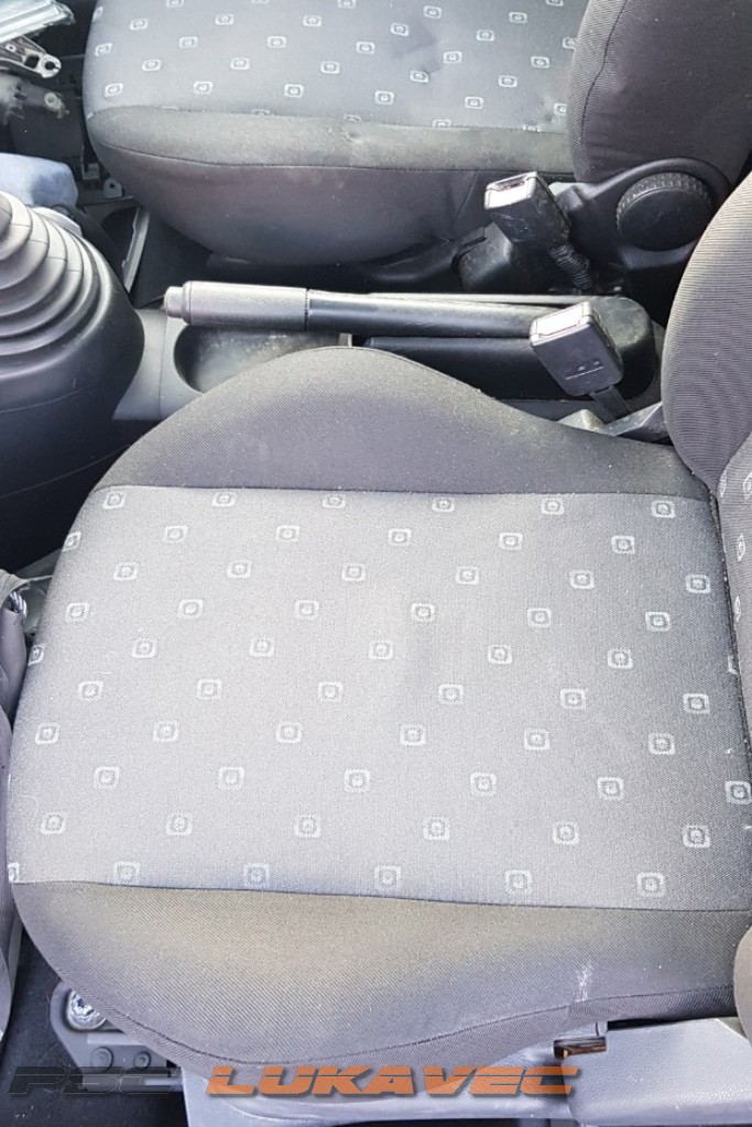 FORD FIESTA SJEDALA FIESTA UNUTRAŠNJOST 2005.