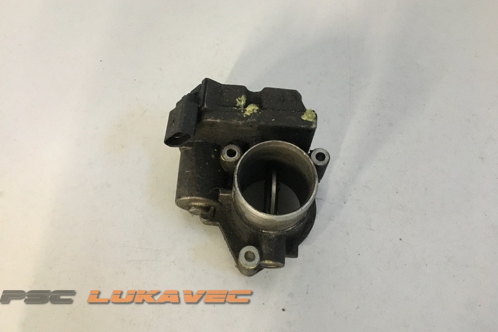 RENAULT LAGUNA 2 KLAPNA GASA 1.9 DCI 8200576664