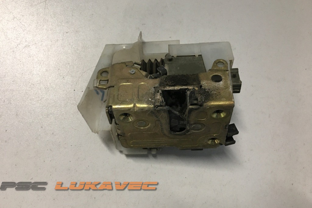 RENAULT MEGANE 1 BRAVA PREDNJA LIJEVA