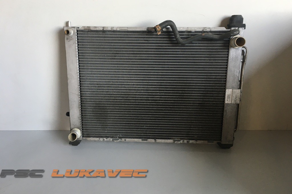 RENAULT CLIO 3 HLADNJAK VODE I KLIME 1.5 DCI 8200688390 2008.