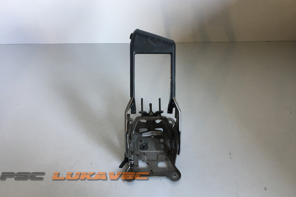 RENAULT MEGANE 2 RUČICA RUČNE KOČNICE PILOT KOČNICA 8200273002