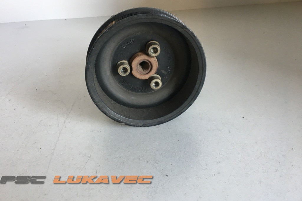 VW POLO SERVO PUMPA 1.4 16v 032145157A
