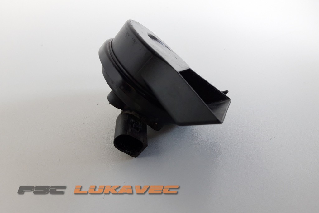 AUDI A4 TRUBA A4 SIRENA 8E0951223C 2006.