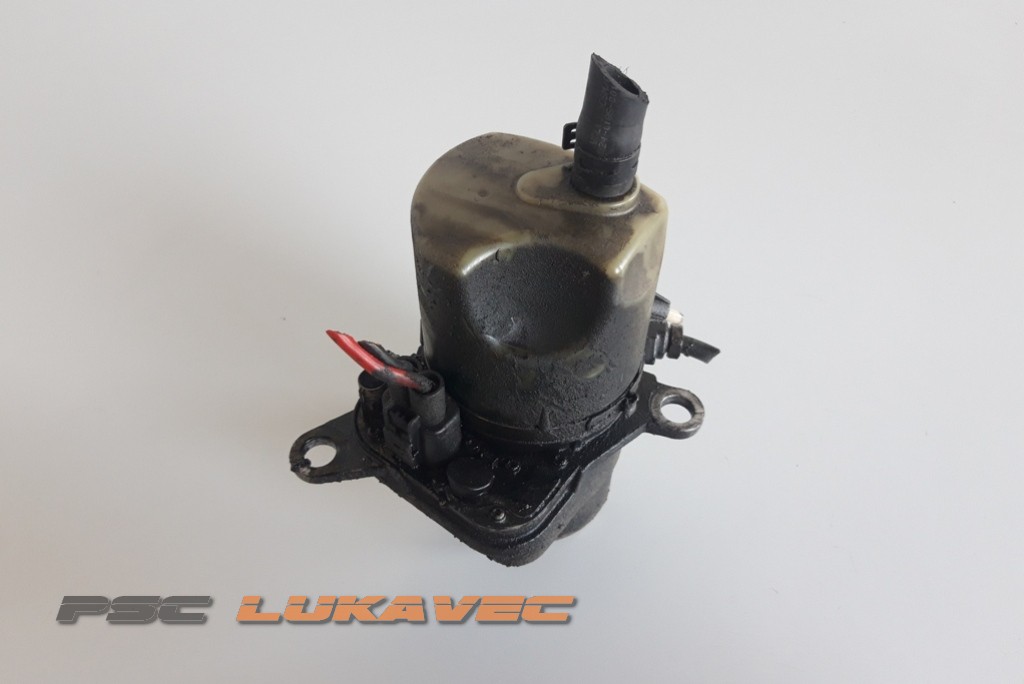 FORD FOCUS SERVO PUMPA 4N513K514