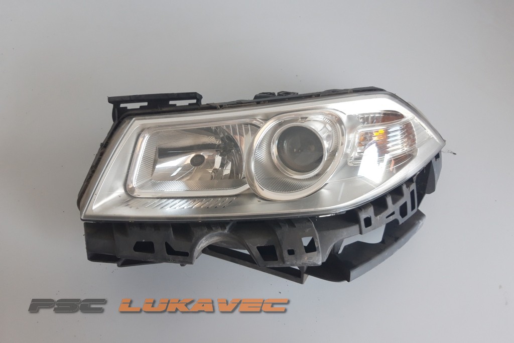 RENAULT MEGANE 2 LIJEVI FAR 7701063218