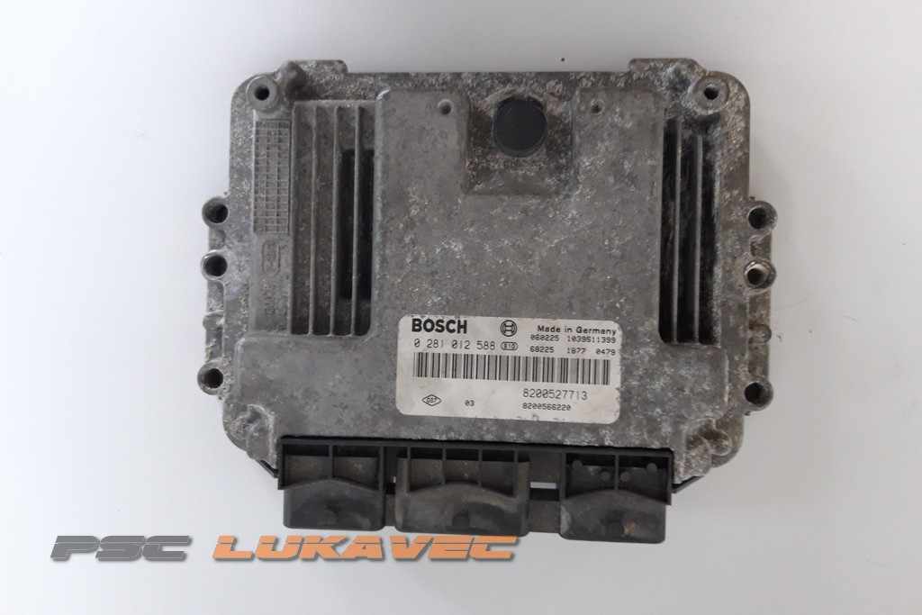 RENAULT LAGUNA 2 KOMPJUTER MOTORA 8200527713
