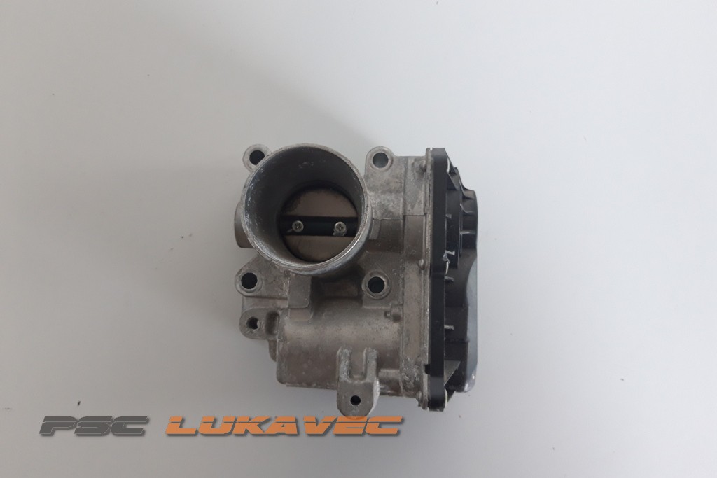 RENAULT CLIO 3 KLAPNA GASA 1.2 16v 8200568712C