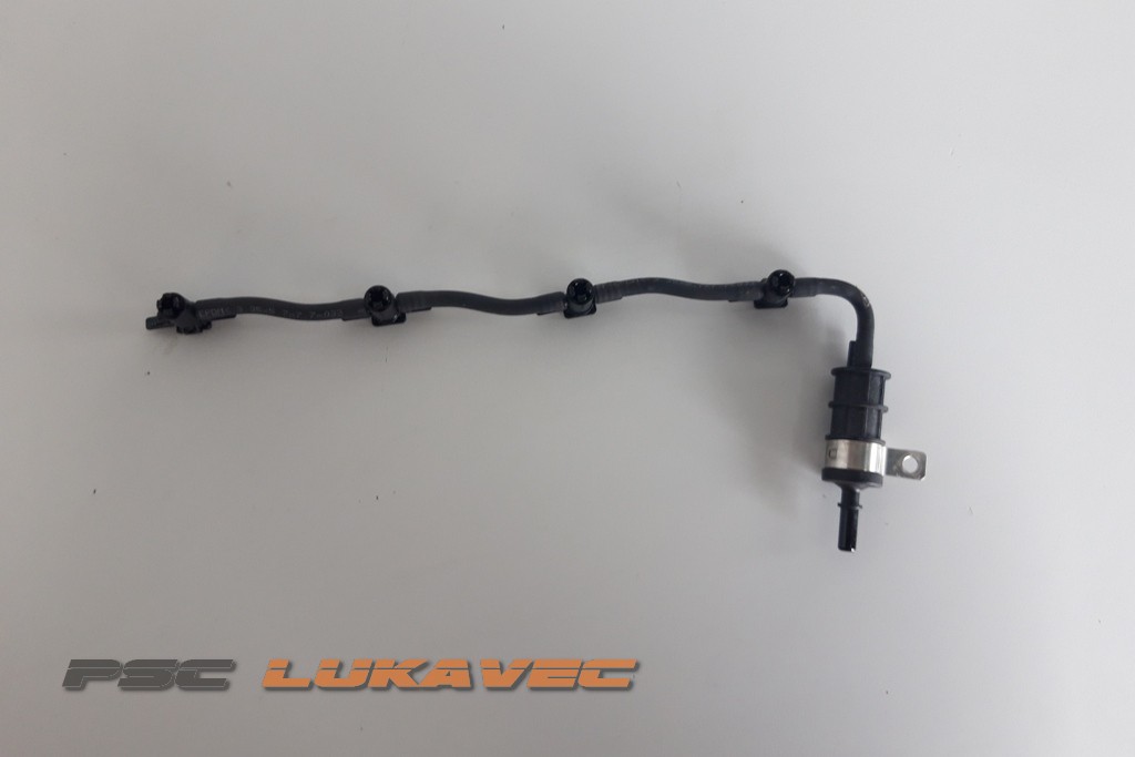 RENAULT CRIJEVO POVRATA GORIVA 2.0 DCI 2009.