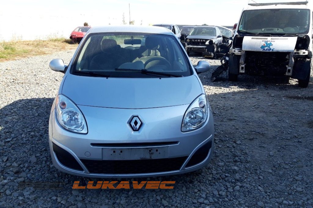 RENAULT TWINGO 2 DIJELOVI 1.5 DCI 2008.