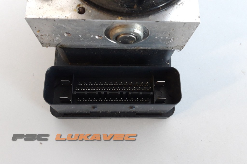 FORD FOCUS ABS CENTRALA FOCUS ABS PUMPA 8M512C405AA