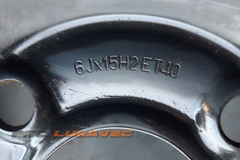 RENAULT CLIO 4 ČELČNE FELGE 15"