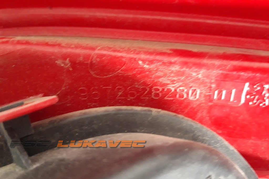 PEUGEOT 208 ŠTOP SVJETLO LIJEVO 9672628280