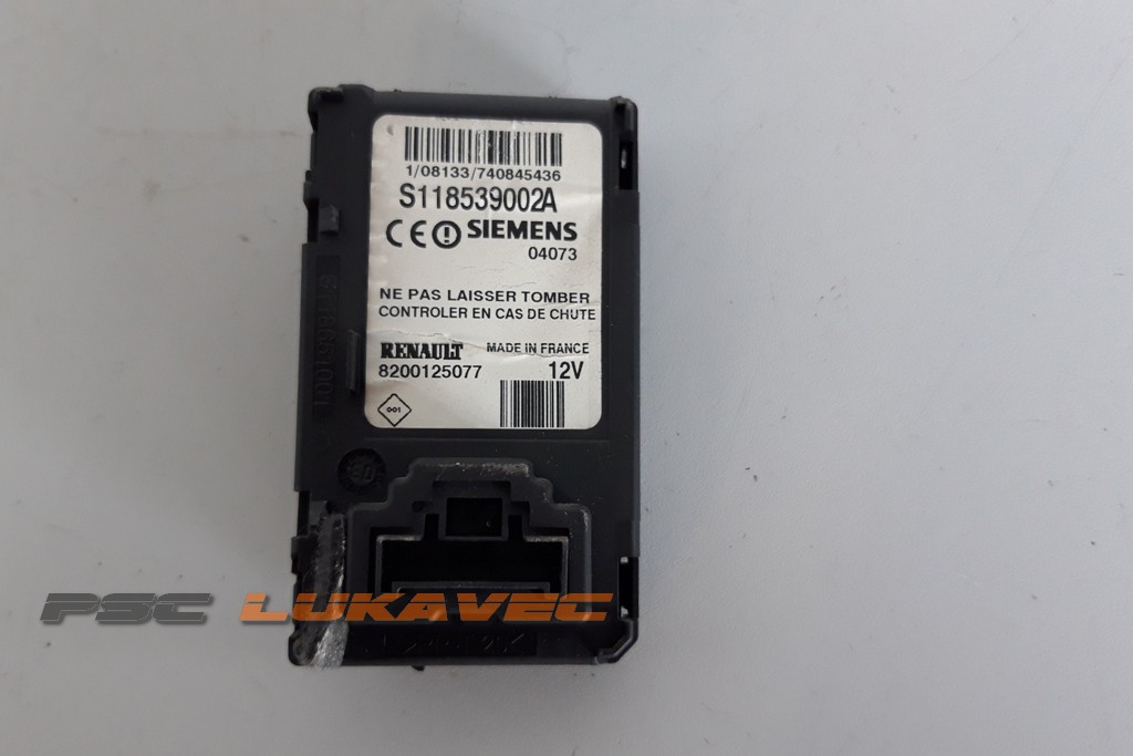 RENAULT SCENIC 2 ČITAČ KARTICE 1.9 DCI 8200125077 2005.