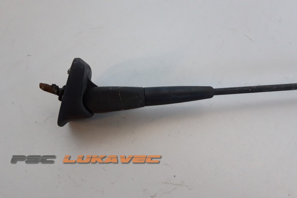 PEUGEOT 206 ANTENA 2005.