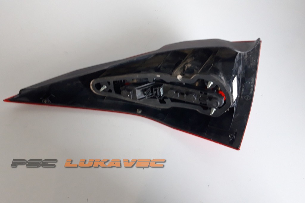 RENAULT MEGANE 2 ŠTOP SVJETLO DESNO KARAVAN 8200142683