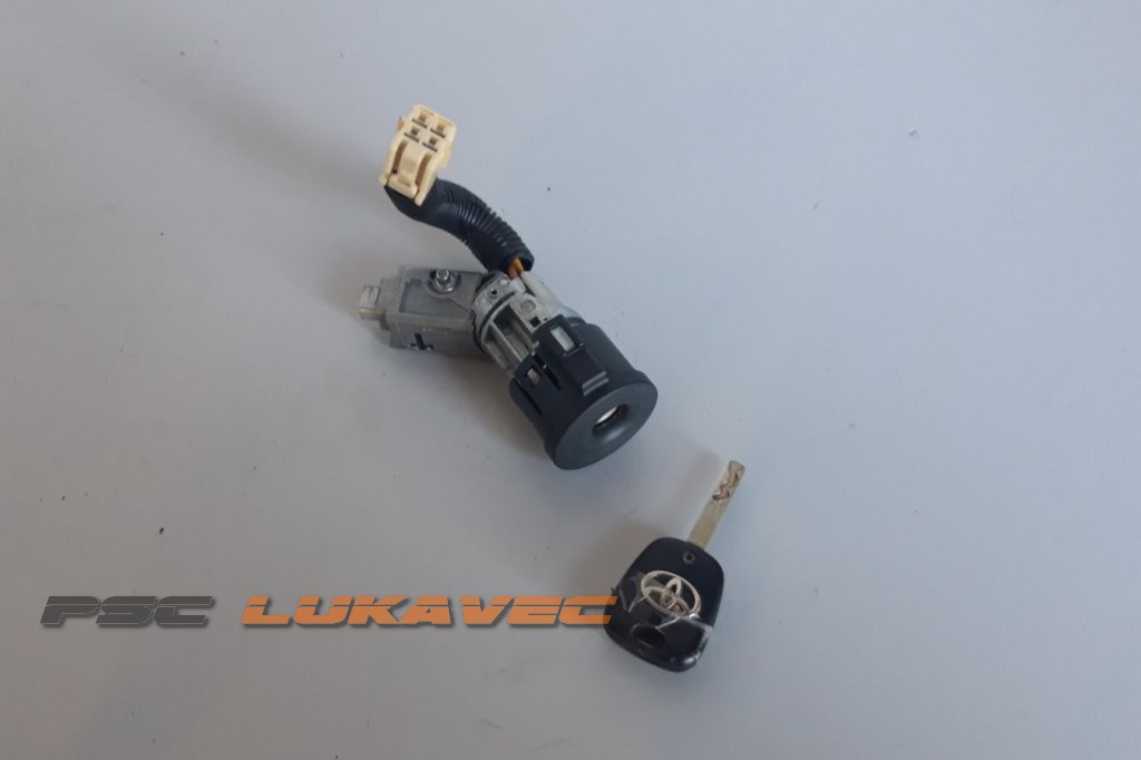 TOYOTA AYGO KONTAKT BRAVA AYGO BRAVICA PALJENJA SA KLJUČEM N0502200