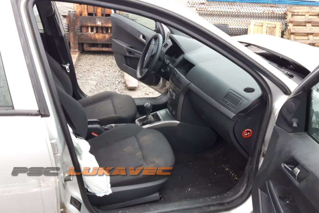 OPEL ASTRA H DIJELOVI 1.4 16v 2005.