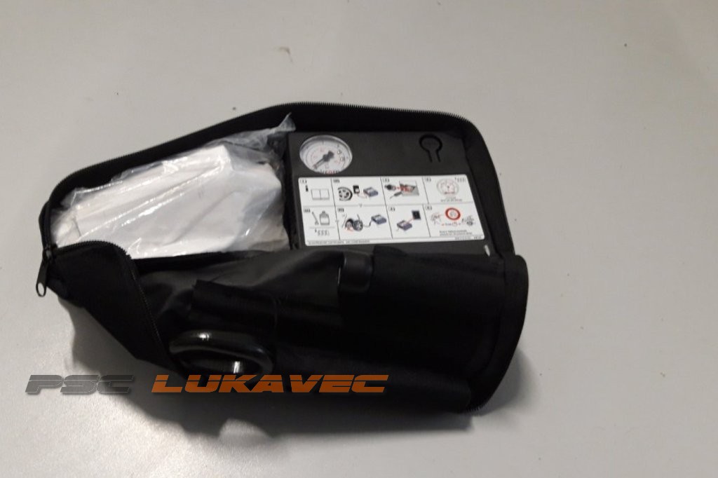 VW GOLF 7 KOMPRESOR ZA PUMPANJE GUMA 5N0012615F