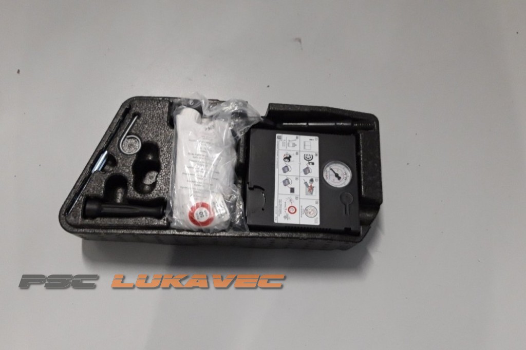 VW KOMPRESOR ZA PUMPANJE GUMA 5N0012615C