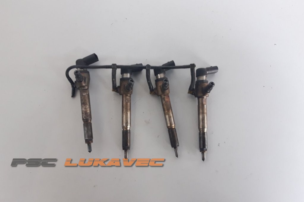 RENAULT MEGANE 2 DIZNE MEGANE 2 INJEKTORI 1.5 DCi 8200380253