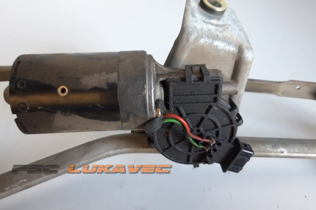 PEUGEOT 206 MOTORIĆ PREDNJIH BRISAČA SA ŠKARAMA 3397020446