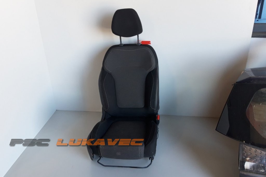 RENAULT MEGANE 4 SJEDALO SUVOZAČA 2018.