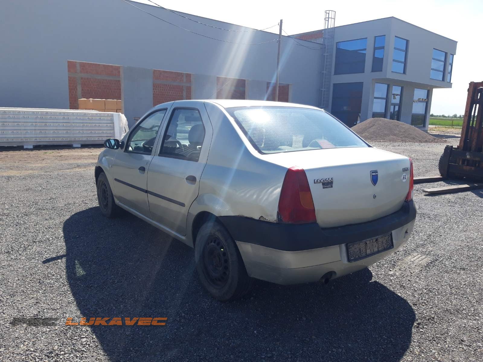 DACIA LOGAN DIJELOVI 1.4i 2005.