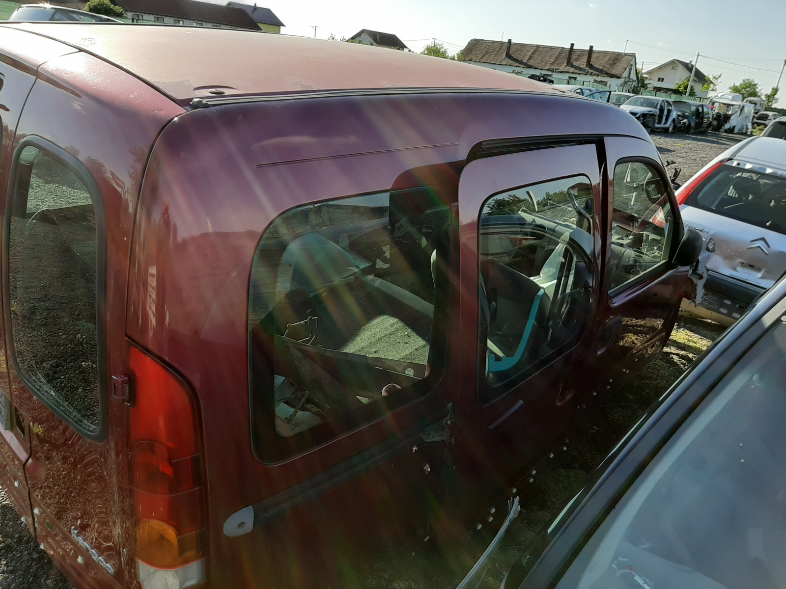 VRATA RENAULT KANGOO 2005. PUTNIČKI