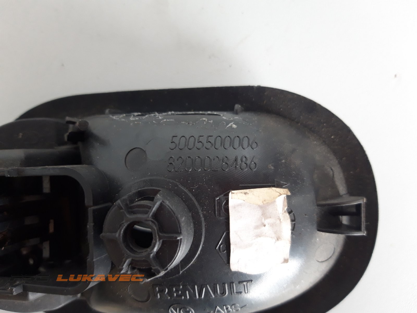 RENAULT MEGANE 2 UNUTARNJA KVAKA ZADNJA DESNA VRATA 8200028486