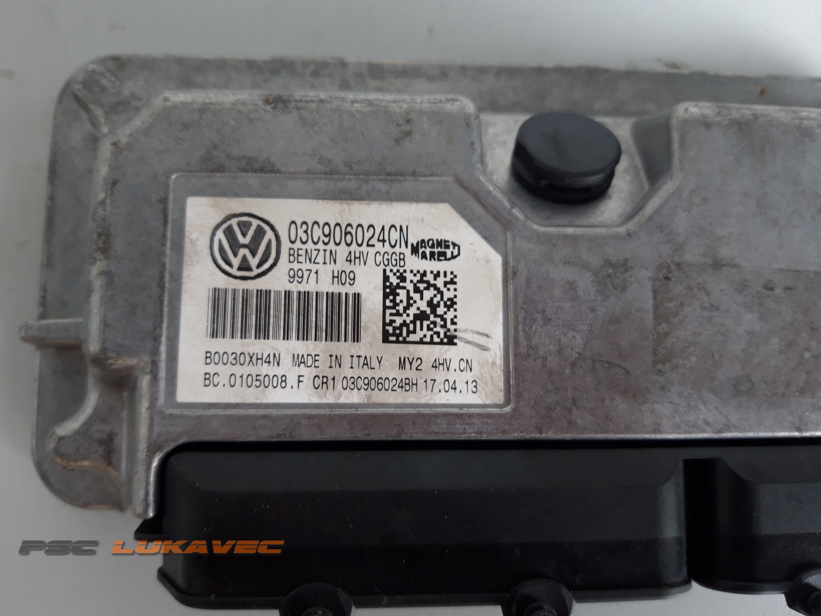 VW POLO KOMPJUTER MOTORA 1.4i 03C906024CN