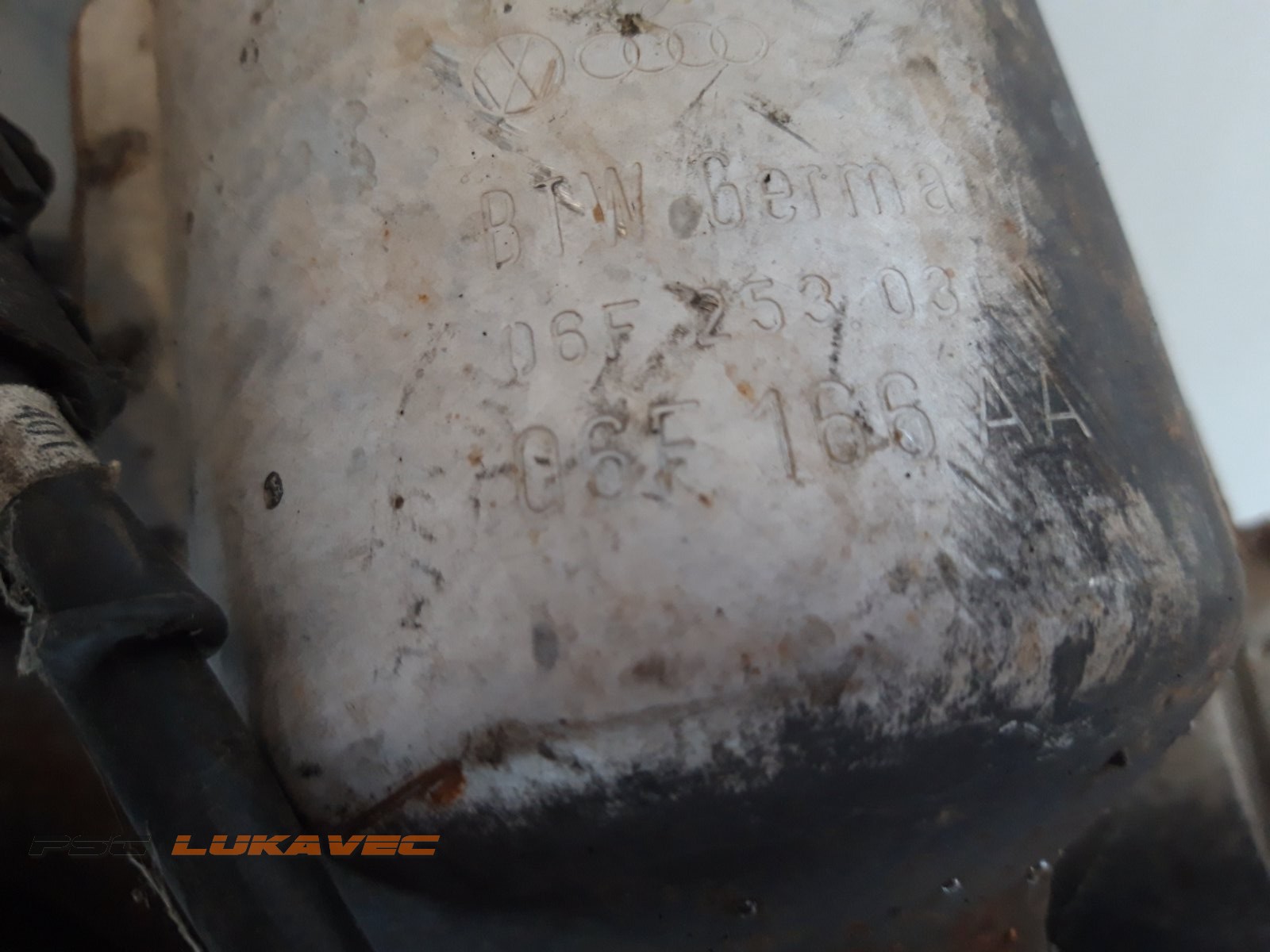 VW 2.0 FSi KATALIZATOR 2.0 FSi ISPUŠNA GRANA 06F166AA