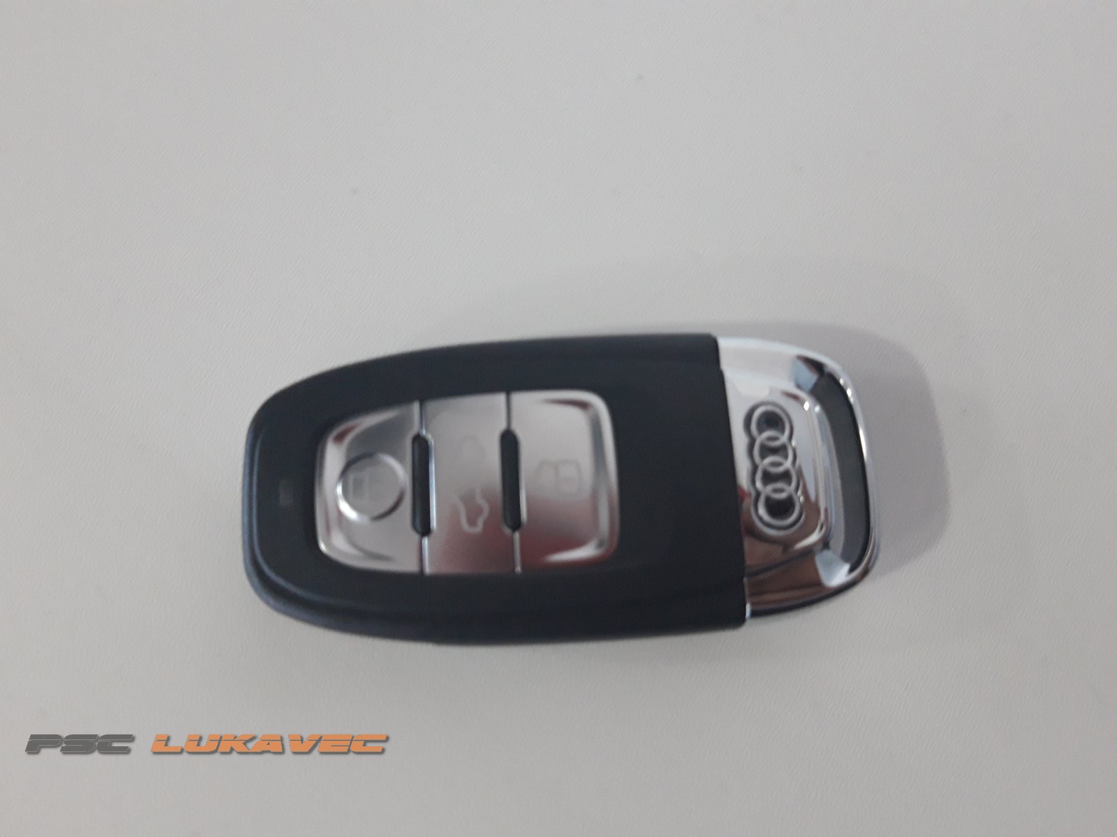 AUDI KLJUČ 8T0959754 KEYLESS