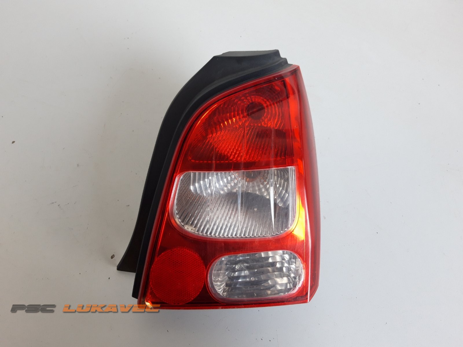 RENAULT TWINGO 2 ŠTOP SVJETLO DESNO 8200387889