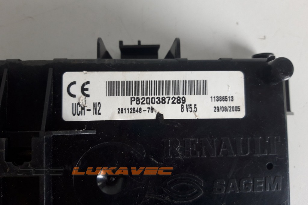 RENAULT CLIO 2 KUTIJA OSIGURAČA UCH N2 8200387289