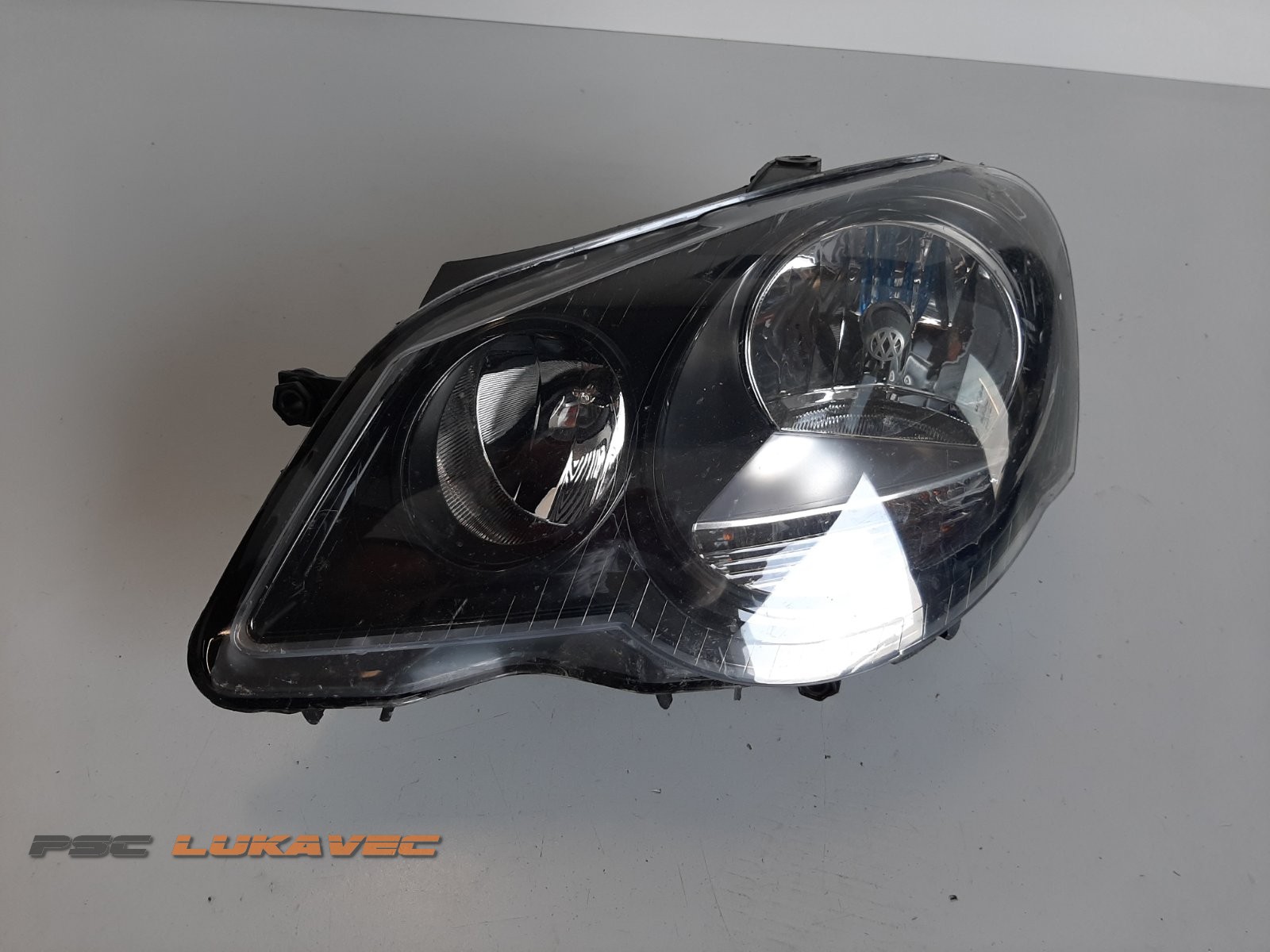 VW POLO CROSS FAR LIJEVI 6Q1941007AL