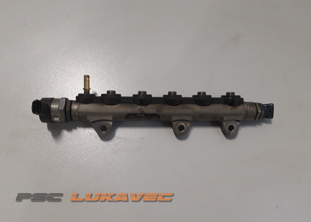 RENAULT LAGUNA 3 RAMPA GORIVA 2.0 DCI 0445214207