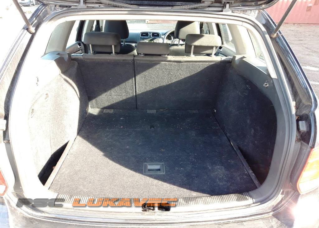 VW GOLF 6 DIJELOVI KARAVAN 1.6 TDI 2011.