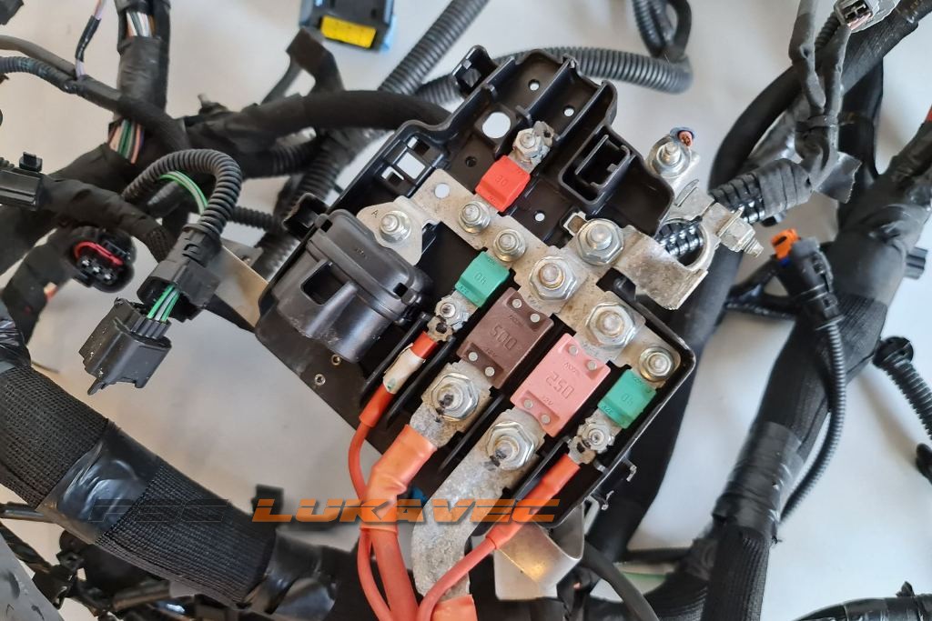 RENAULT CAPTUR INSTALACIJA MOTORA 1.5 DCI BOSCH