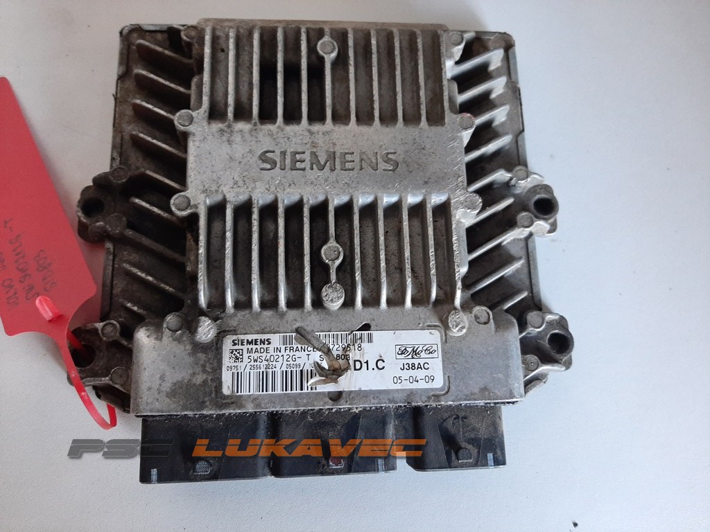 VOLVO V50 KOMPJUTER MOTORA 2.0 D SID 803 5WS40212GT