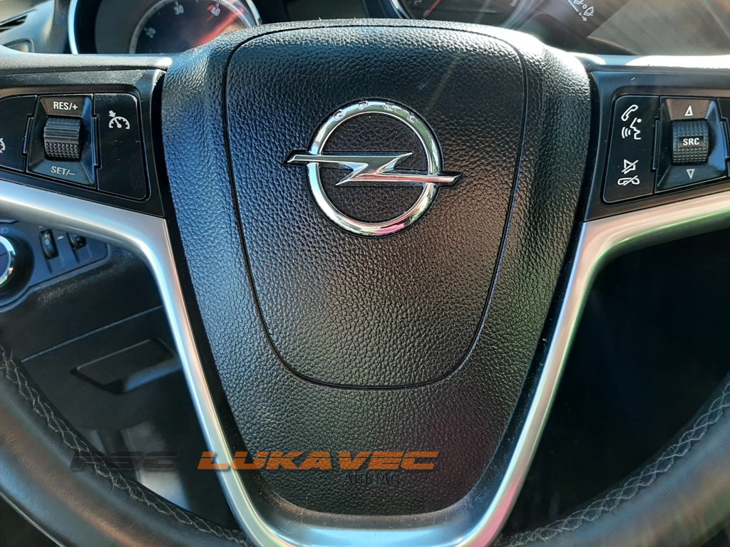 OPEL INSIGNIA ZRAČNI JASTUK VOLANA 2011.