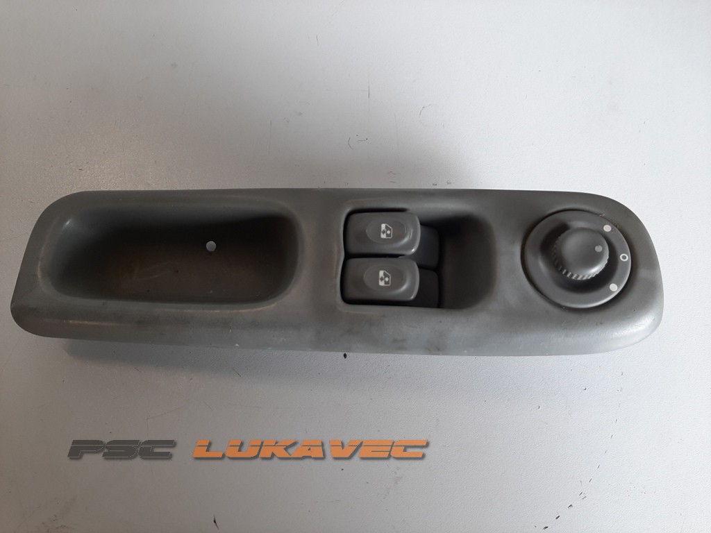 RENAULT TWINGO PREKIDAČI PODIZAČA STAKLA 7700832376
