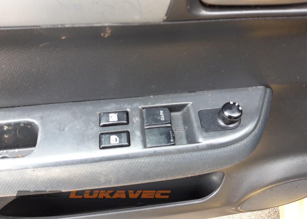 SUZUKI SWIFT PREKIDAČI PODIZAČA STAKLA 3799062J00000