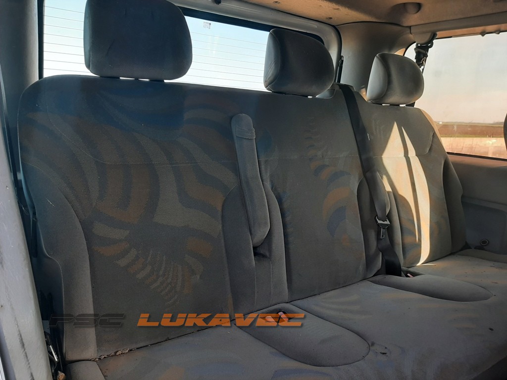 RENAULT TRAFIC 2 ZADNJA SJEDALA TRAFIC 2 ZADNJA KLUPA 2009.