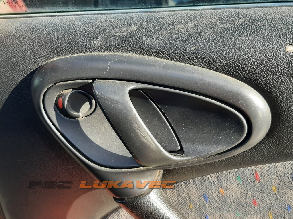 CITROEN XSARA KVAKA VRATA ZADNJA DESNA
