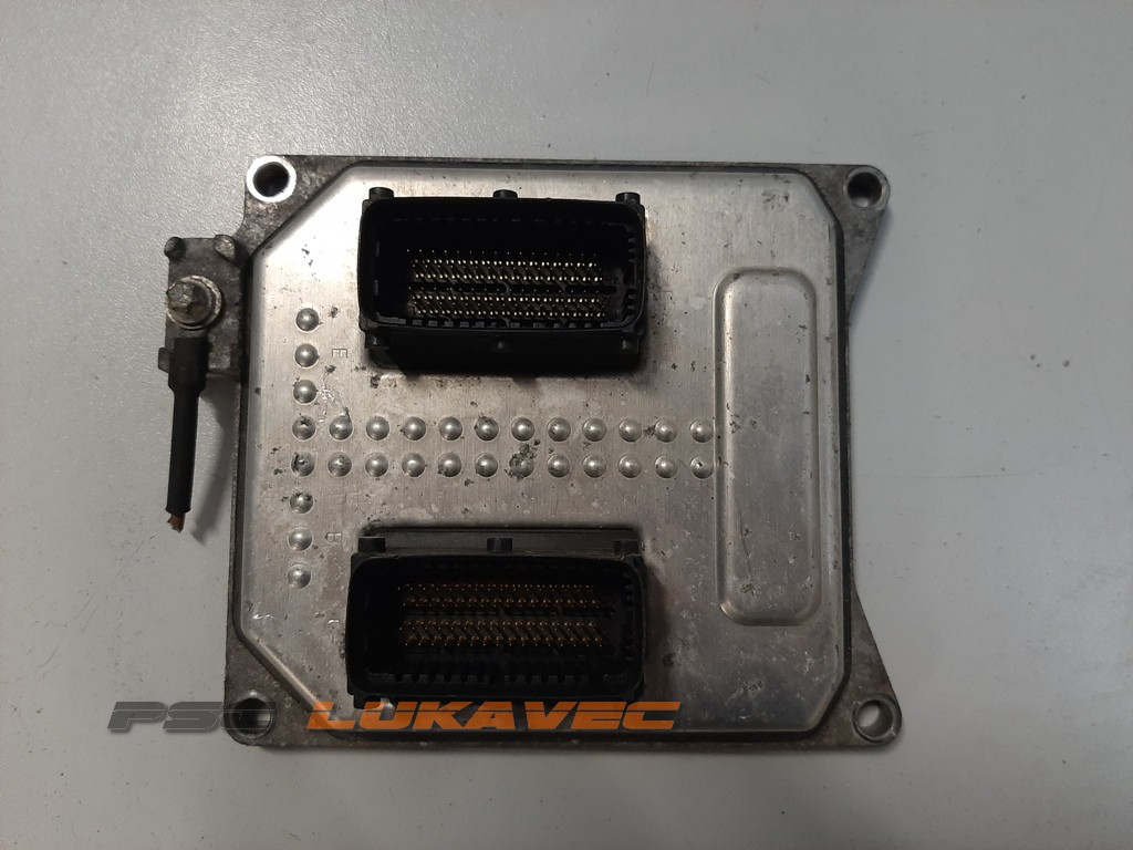 OPEL ZAFIRA KOMPJUTER MOTORA 1.8 5WK9430 55571557