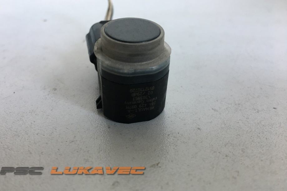 RENAULT CAPTUR PARKIRNI SENZOR RENAULT CAPTUR PDC SENZOR 284429097R