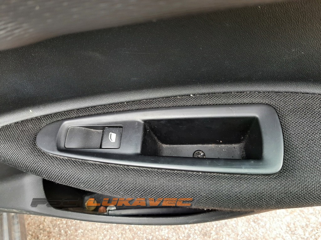 CITROEN C4 PREKIDAČ PODIZAČA STAKLA ZADNJI DESNI