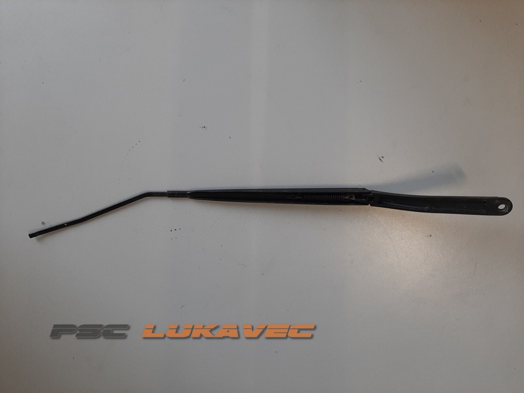RENAULT CLIO 4 METLICA BRISAČA PREDNJA DESNA 288861373R